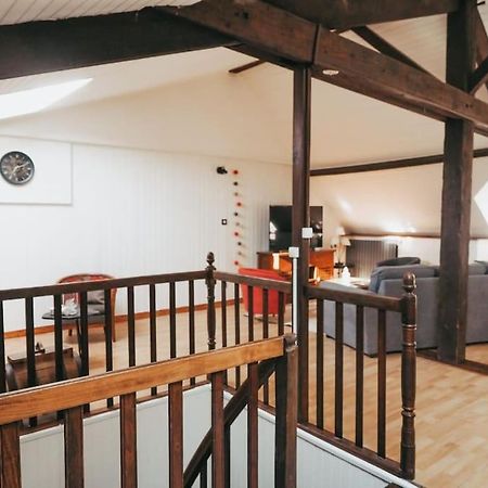 Appartement Avec Patio Saint Anne-dʼAuray Buitenkant foto