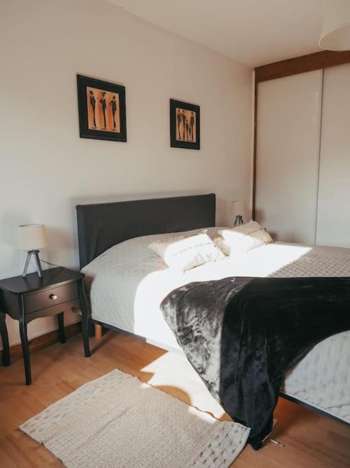 Appartement Avec Patio Saint Anne-dʼAuray Buitenkant foto