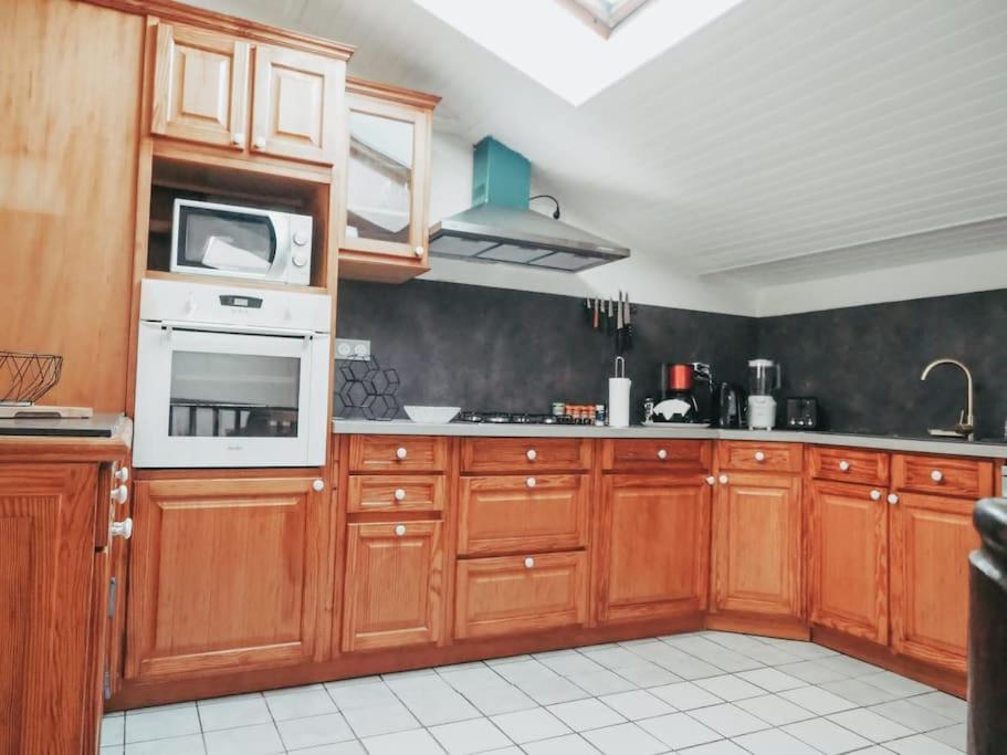 Appartement Avec Patio Saint Anne-dʼAuray Buitenkant foto